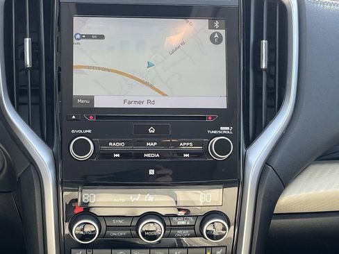 Used 2019 Subaru Ascent Premium image 26