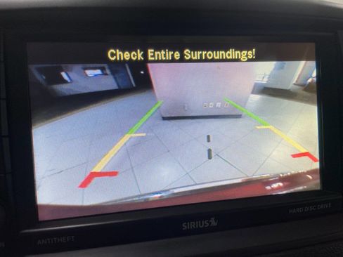 Used 2015 Chrysler Town & Country Touring-L w/ Driver Convenience Group image 37