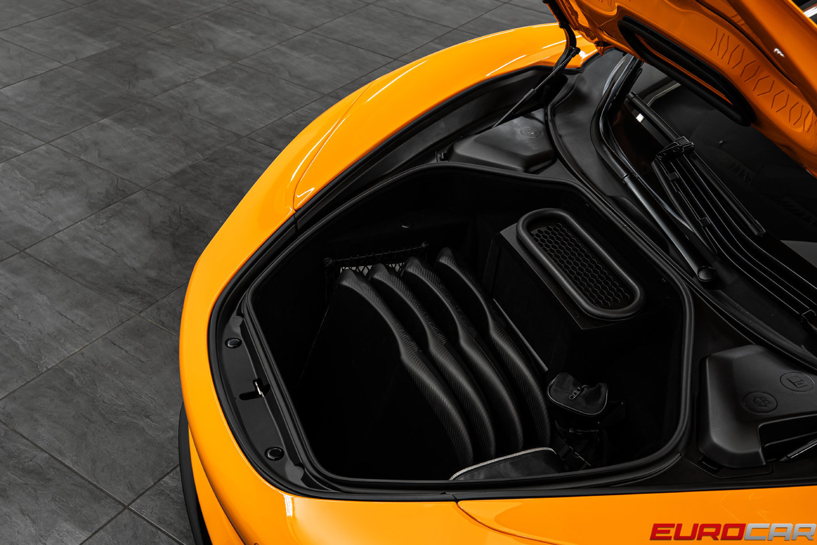 Used 2026 McLaren 750S Spider RWD image 13