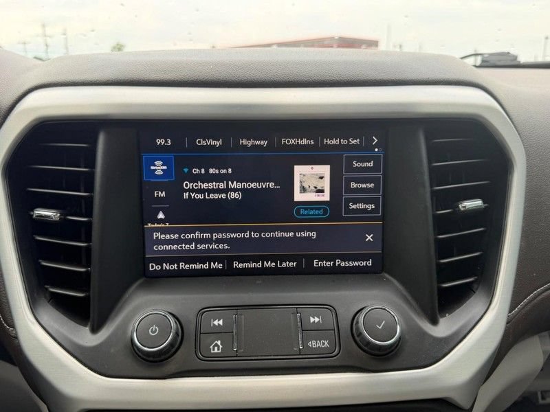Used 2023 GMC Acadia SLT w/ Preferred Package AWD/4WD image 16