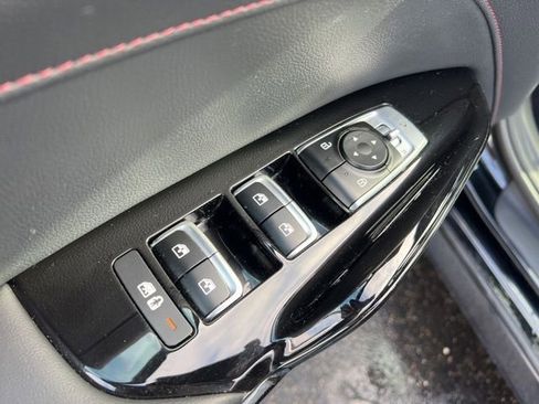 Certified 2024 Kia K5 GT w/ GT1 Package image 31