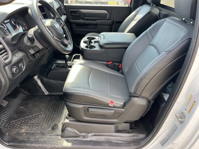New 2024 RAM 3500 Tradesman AWD/4WD image 19