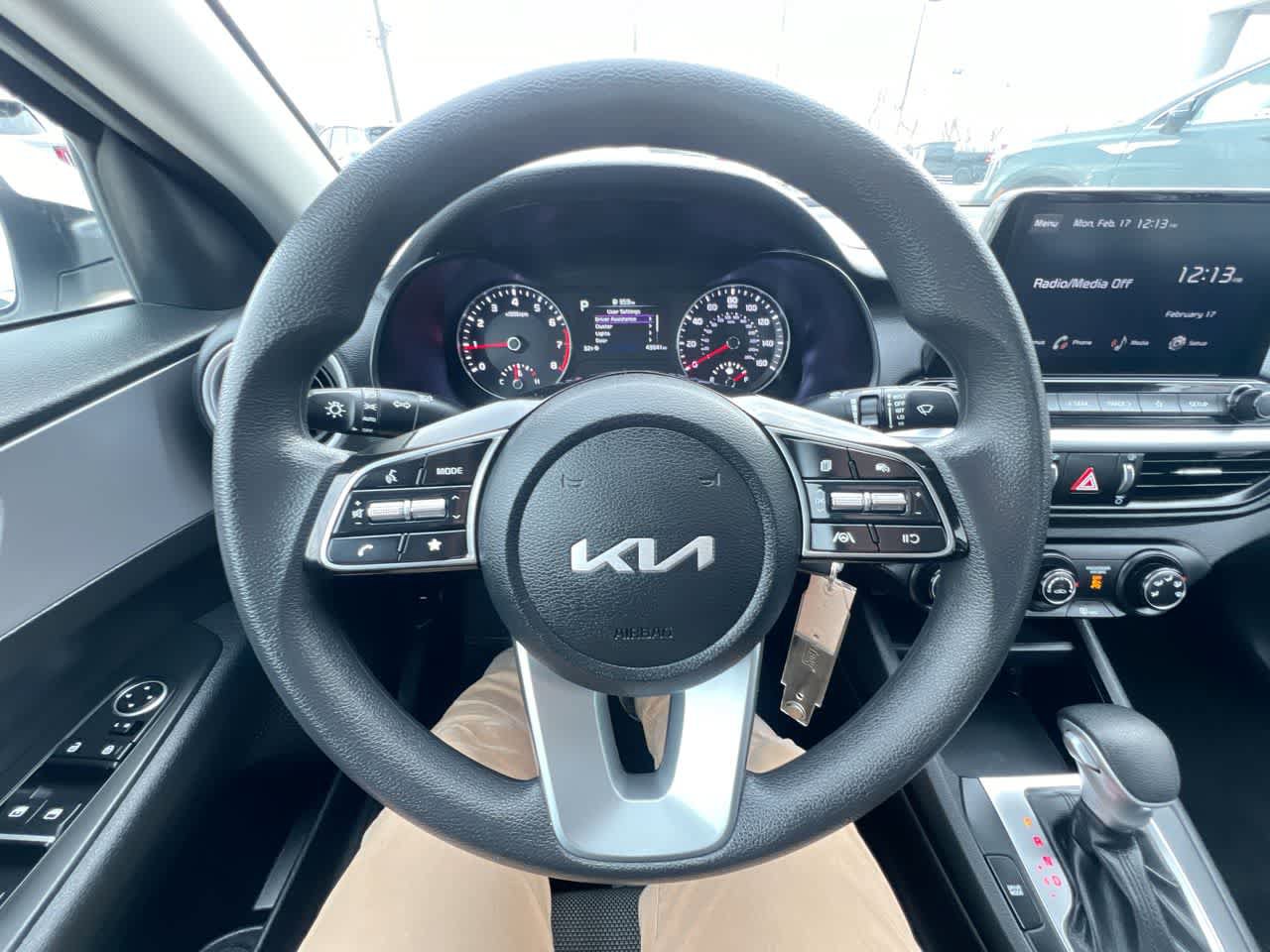Used 2022 Kia Forte LXS FWD image 14