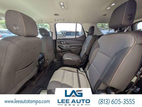 Used 2018 Chevrolet Traverse LT FWD image 13