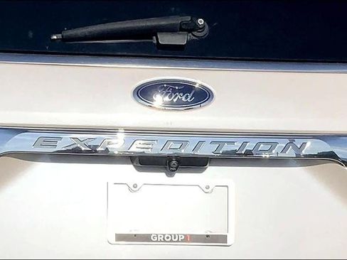 Used 2018 Ford Expedition Max XLT w/ Equipment Group 202A AWD/4WD image 31