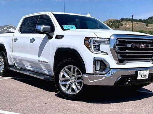 Used 2021 GMC Sierra 1500 SLT w/ SLT Premium Plus Package AWD/4WD image 3
