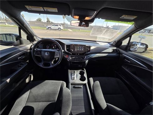 Used 2022 Honda Pilot Sport image 13