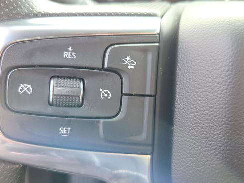 Used 2023 Chevrolet Blazer LT image 12