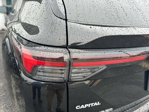 Used 2025 Mitsubishi Outlander ES FWD image 27