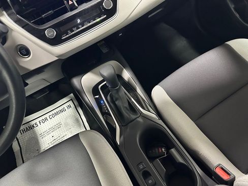 Used 2025 Toyota Corolla LE w/ LE Premium Package image 38
