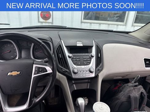 Used 2011 Chevrolet Equinox LS w/ Bluetooth Package FWD image 16