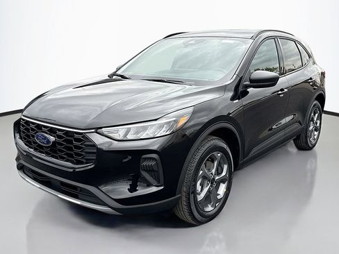 New 2026 Ford Escape ST-Line w/ Tech Pack #1 AWD/4WD image 8