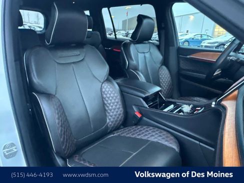 Used 2023 Jeep Grand Cherokee L Summit image 12