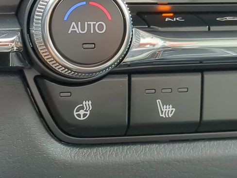 Certified 2025 MAZDA CX-30 2.5 Turbo w/ Premium Package image 22