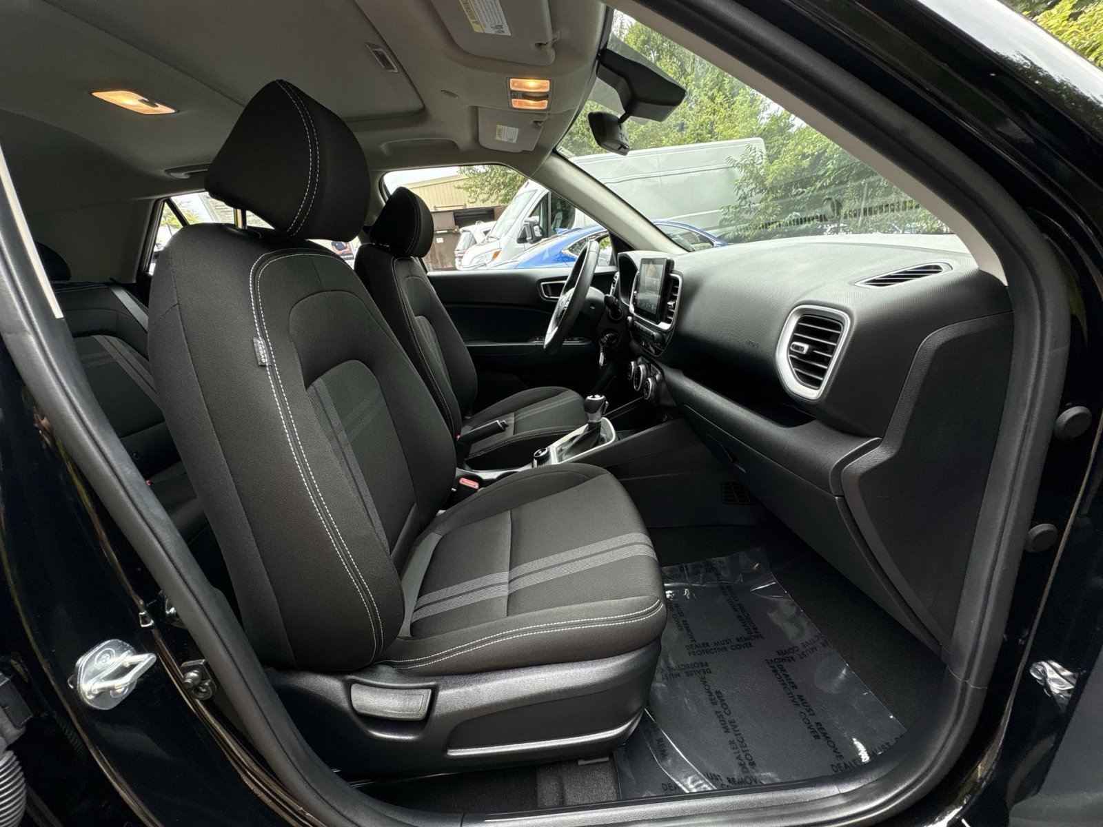 Certified 2023 Hyundai Venue SEL FWD image 27