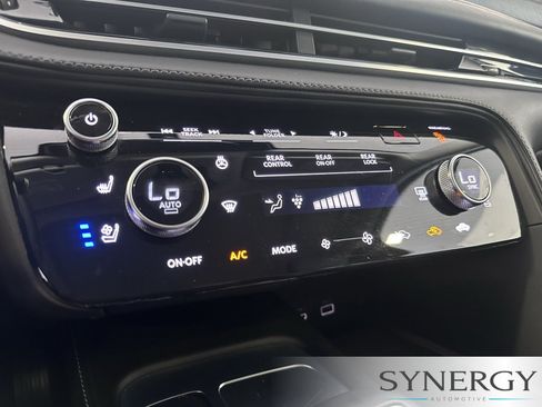 Certified 2025 INFINITI QX60 Sensory w/ Vision Package AWD/4WD image 16