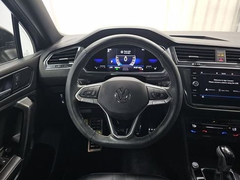 Used 2023 Volkswagen Tiguan SE R-Line FWD image 13