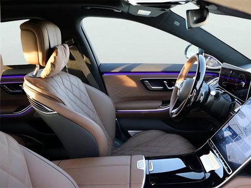 New 2026 Mercedes-Benz S 580 4MATIC Sedan image 10