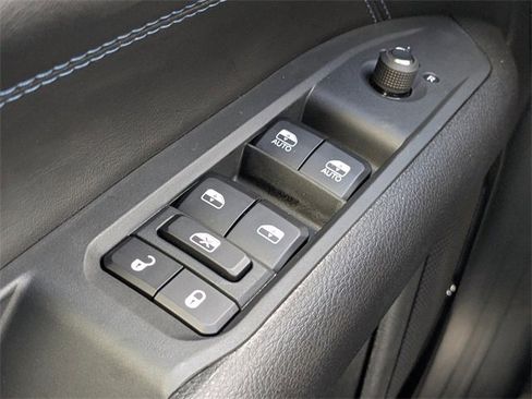 New 2026 Jeep Compass Latitude image 22