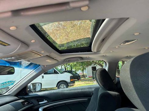 Used 2009 Honda Accord EX image 11