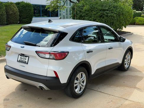 Used 2022 Ford Escape S FWD image 5