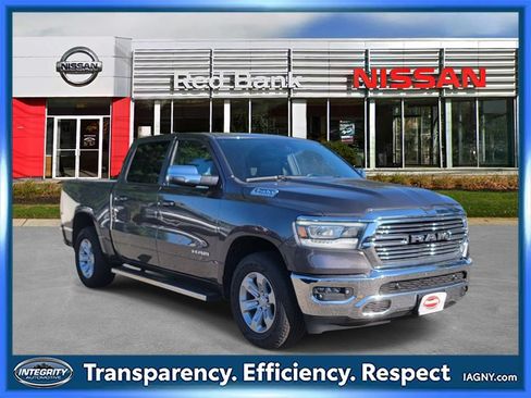 Used 2023 RAM 1500 Laramie AWD/4WD image 1