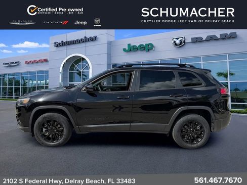 Certified 2023 Jeep Cherokee Altitude Lux w/ Lux Elite Package AWD/4WD image 4