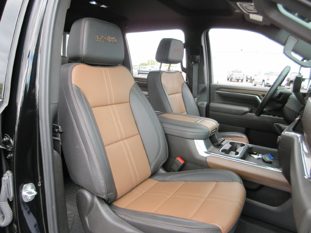 Certified 2024 Chevrolet Silverado 3500 High Country w/ Technology Package AWD/4WD image 24