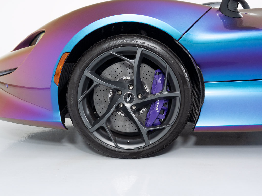 Used 2021 McLaren Elva RWD image 19