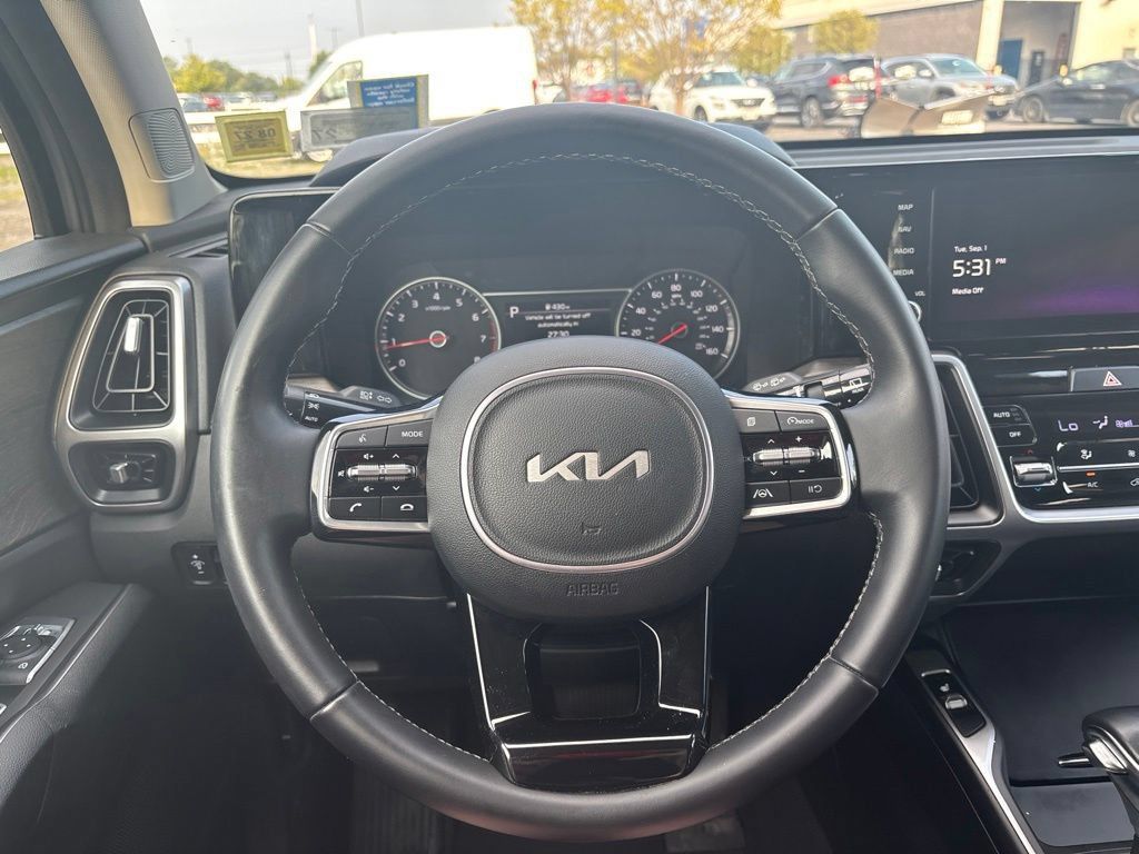 Certified 2023 Kia Sorento S w/ Panoramic Sunroof Package AWD/4WD image 26