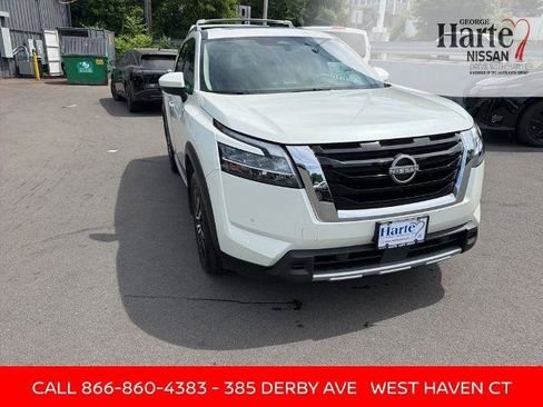 Certified 2023 Nissan Pathfinder Platinum AWD/4WD image 1
