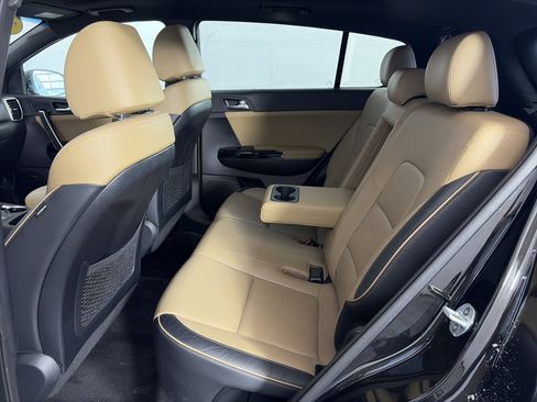 Used 2020 Kia Sportage SX image 7