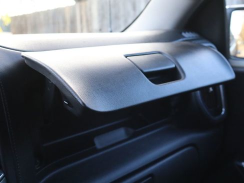 Used 2020 Chevrolet Silverado 1500 LT w/ Texas Edition image 37