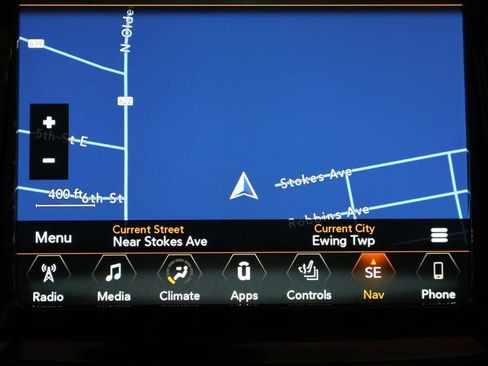 Used 2018 Jeep Compass Limited w/ Navigation Group image 35