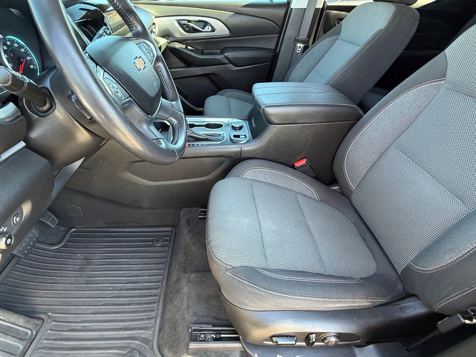 Used 2019 Chevrolet Traverse LT AWD/4WD image 13