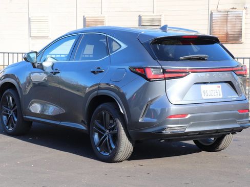 Used 2023 Lexus NX 450h+ AWD w/ Luxury Package image 6