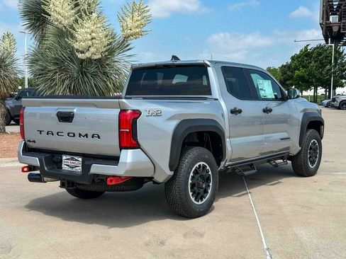 New 2026 Toyota Tacoma TRD Off-Road AWD/4WD image 5