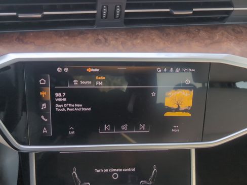 Used 2021 Audi A6 Premium Plus w/ Premium Plus Package image 23