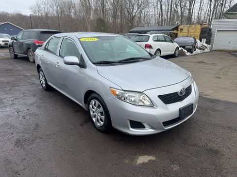 Used 2010 Toyota Corolla image 2
