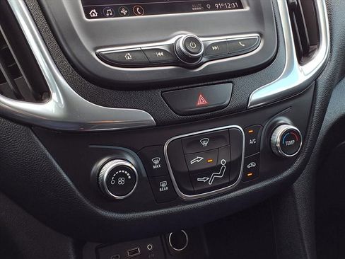 Used 2020 Chevrolet Equinox LT w/ LPO, Floor Liner Package FWD image 25