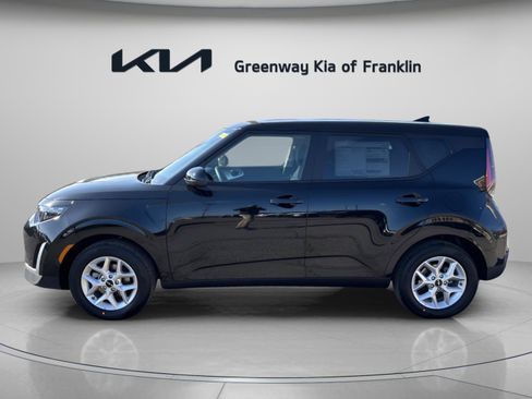 New 2025 Kia Soul LX image 4