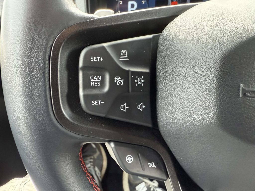 Used 2025 Ford Bronco Raptor AWD/4WD image 26