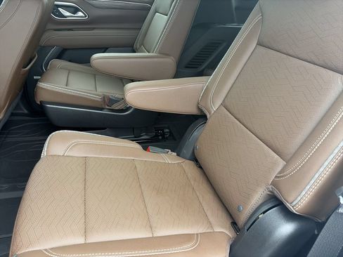 Used 2023 Chevrolet Tahoe High Country w/ Premium Package RWD image 30