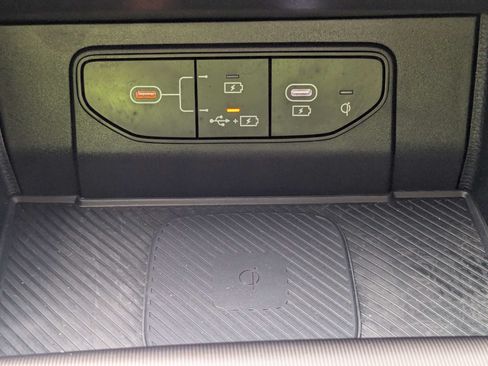 Certified 2026 Kia Sportage EX FWD image 24