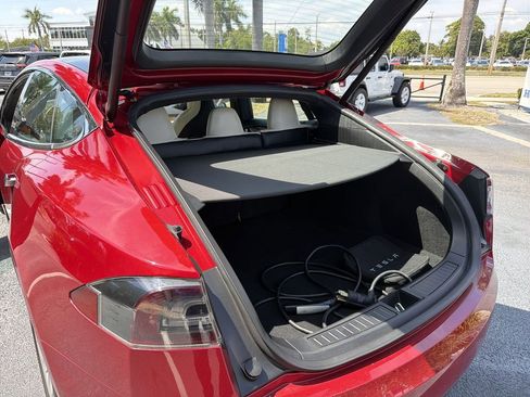 Used 2019 Tesla Model S Long Range AWD/4WD image 27