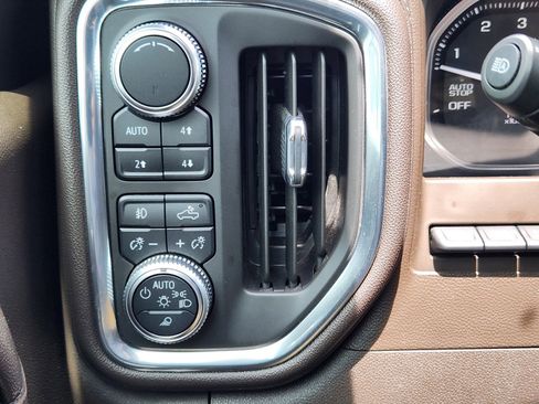 Used 2019 GMC Sierra 1500 Denali w/ Denali Ultimate Package AWD/4WD image 19
