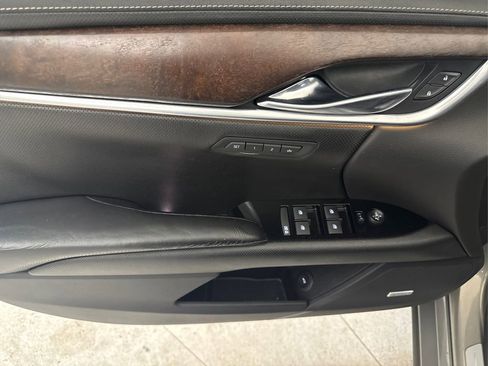 Used 2019 Cadillac XTS Luxury FWD image 29