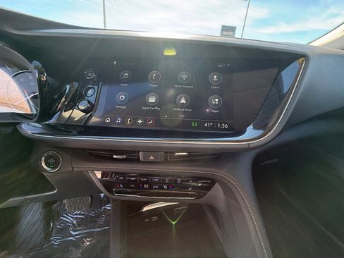 Used 2023 Buick Envision Essence image 22