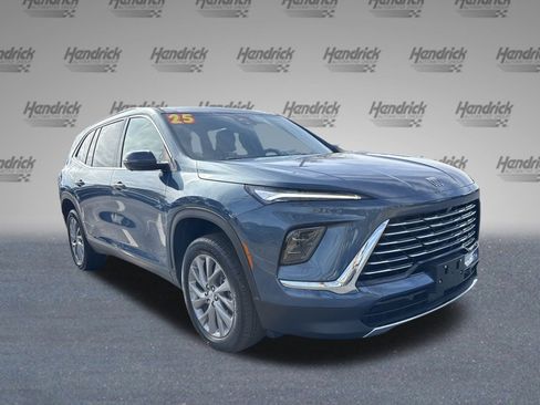 Certified 2025 Buick Enclave Preferred image 2