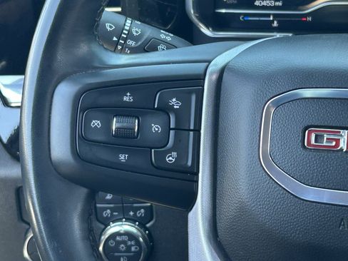 Certified 2025 GMC Sierra 1500 SLT RWD image 21